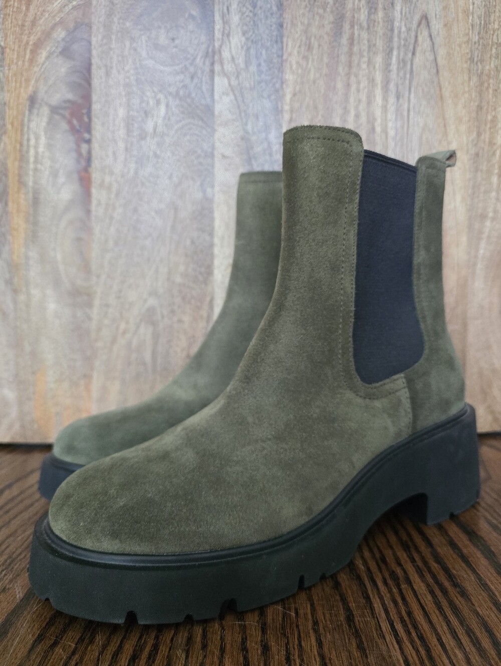 Camper Milah Green Nubuck Ankle Boots for Women EU 40